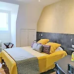 De La Pagezie Szálloda 3*