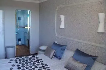 Hotel De La Pagézie