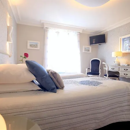 De La Pagezie Hotel