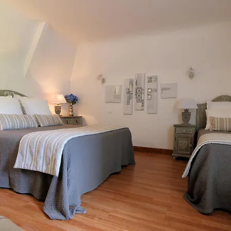 Hotel De La Pagezie 3*
