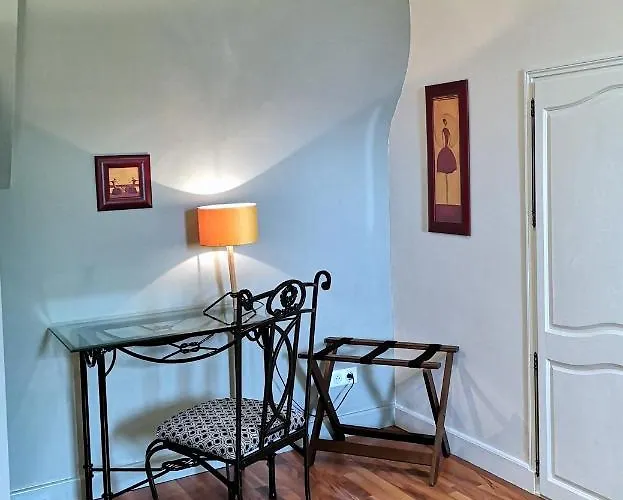 Hotel De La Pagezie 3*